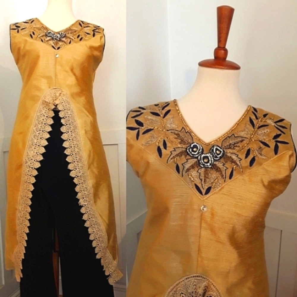 Holiday Gold Silk Kurta Dress  Tunic Top Lace Detail Midi made in India Sz 36-Sm